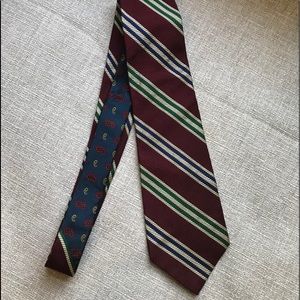 Vintage Tommy Hilfiger Tie. 100% Silk.